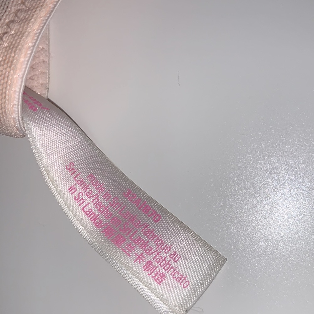 bra - Picture 4 of 4